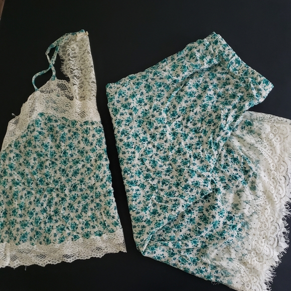 4/$25 2-Piece Floral Pajama Set - Picture 3 of 7